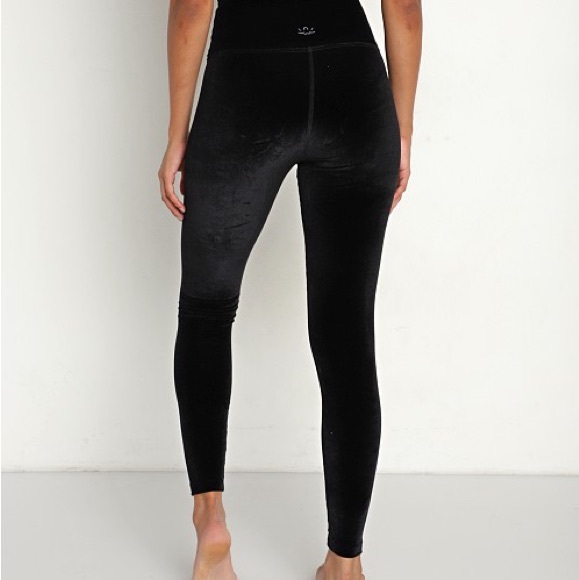 Beyond Yoga Charcoal Velvet Leggings - Picture 1 of 6